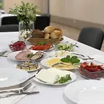 Kompleks wypoczynkowy Dworek *