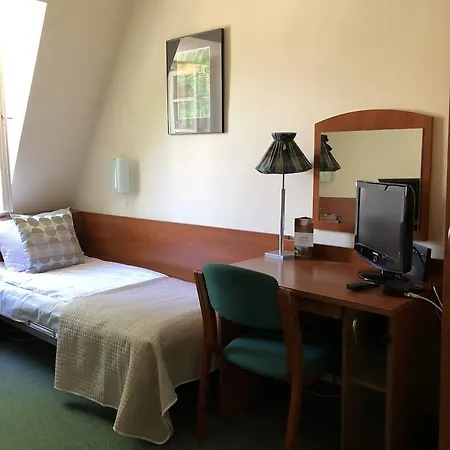 Dworek Semesterpark Bielin