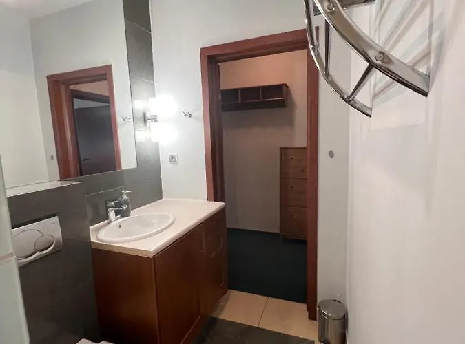 Dworek Kompleks wypoczynkowy Bielin