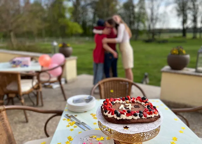 Kompleks wypoczynkowy Dworek Bielin