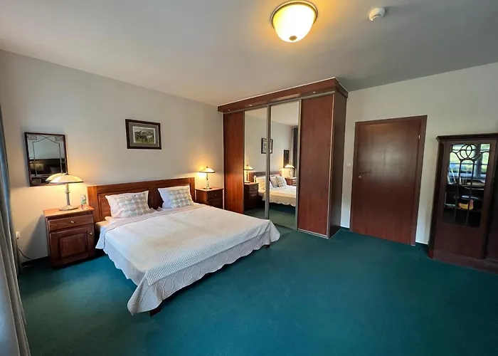 Kompleks wypoczynkowy Dworek