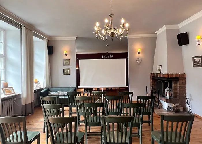 Dworek Kompleks wypoczynkowy Bielin