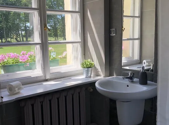 Dworek Kompleks wypoczynkowy *